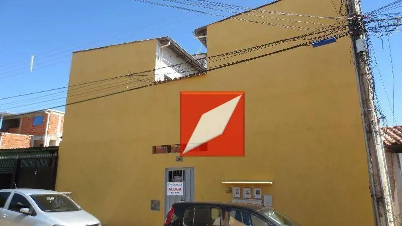O imóvel possui Sala e Quarto integrados, cozinha separada e 01 Banheiro.Não pos...