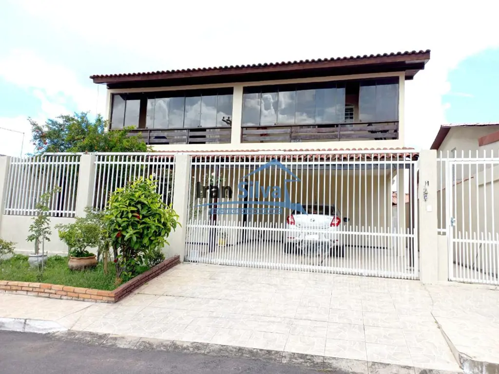 VENDO LINDA CASA EM UM DOS CONDOMINIOS MAIS REQUISITADOS DE BRASILIACONTENDO: TE...