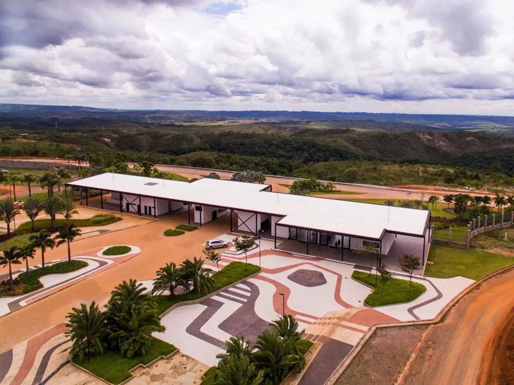 O MELHOR LUGAR PARA SER FELIZEm uma área inigualável, com vista deslumbrante e c...