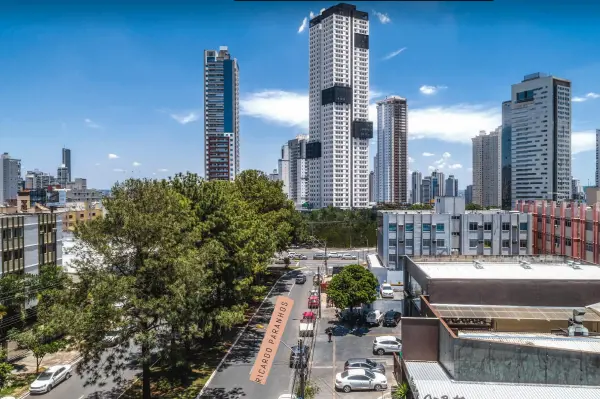 Trazendo uma arquitetura inovadora através do renomado e premiado escritório de ...