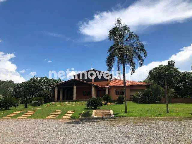 Linda Chácara !!! Bem perto de Brasília e Taguatinga, ótima opção para morar ou ...