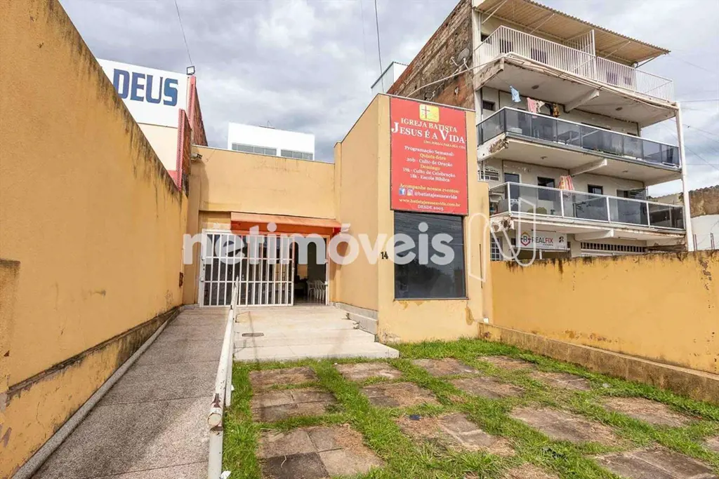 Localização: Próximo a (UNB de Ceilândia), à margem da pista principal da Ceilân...