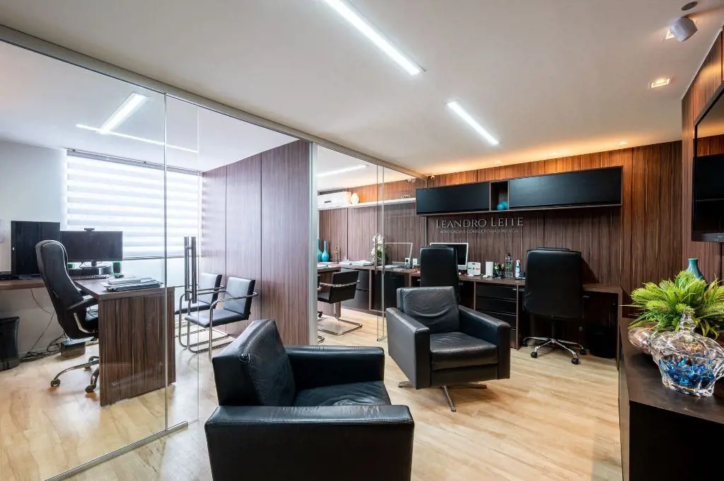 :: Sala reformada no centro de Taguatinga - C 12 . 40 m². Reformada. Recepção c/...