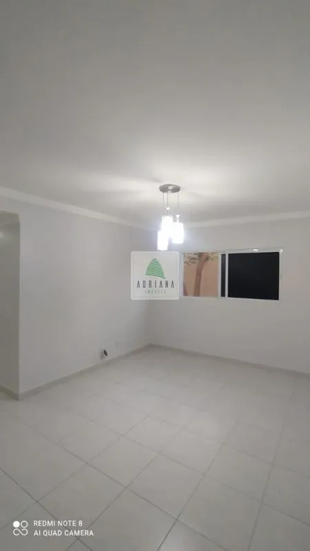 apto muito bem cuidado, 3 quartos sendo 1 suíte, armários planejados, sala, cozi...