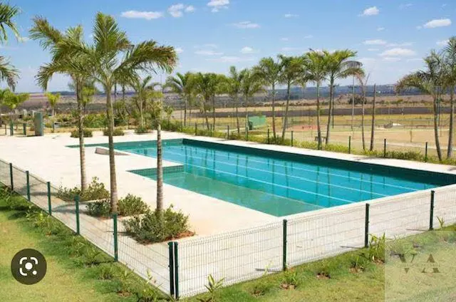 Excelente oportunidade! Aproveite uma área bem planejada, cercada por infraestru...