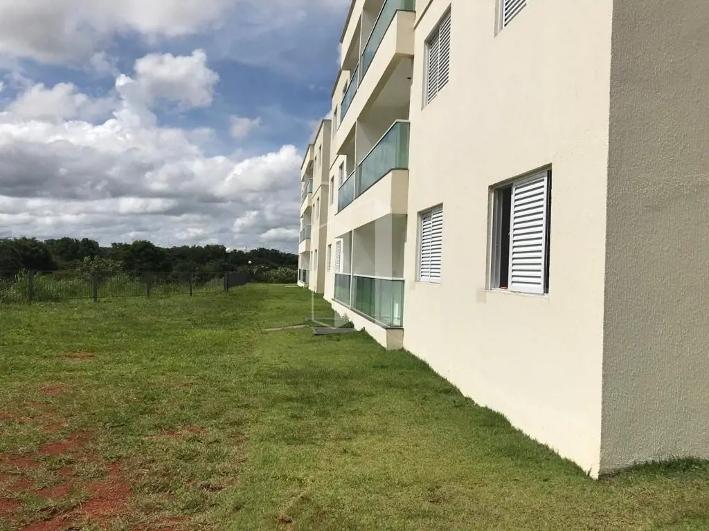 APARTAMENTO TERREO COND. RESIDENCIAL LAKESIDE JARDIM ITAUPU GOIANIA Apartamento ...