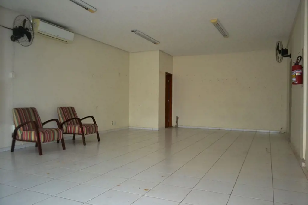 Sala comercial, excelente localização, 50 M². Jardim América-GO>Imóvel de excele...