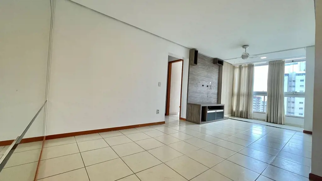 2 Quartos 1 Suíte + DCE Completa no Residencial Notre Dame Rua 9 Norte. - Cozina...
