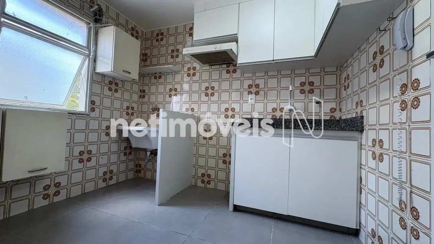 Apresentamos uma charmosa e funcional quitinete de 38m², em uma das quadras mais...