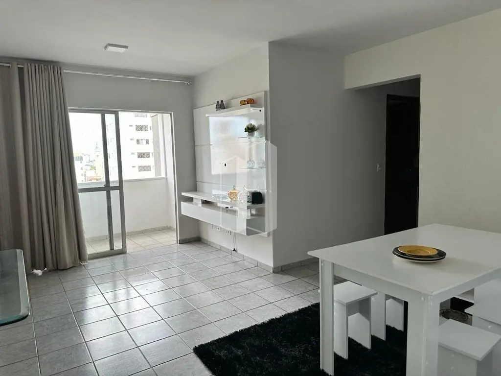 Apartamento em excelente localização, entre Campo do Goiás e Av. T-63 no setor B...