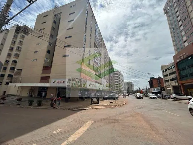 Excelente loja térrea de esquina, entrada lateral, na Avenida Comercial Sul, com...