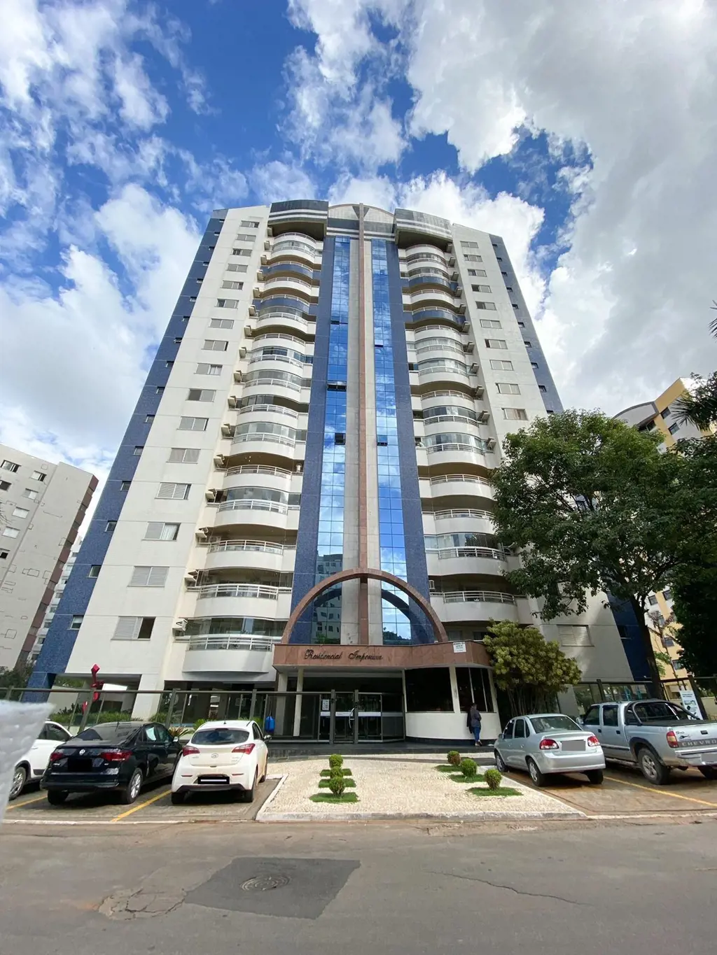 Ed. ImperiumExcelente apartamento na quadra 204, uma das melhores quadras fechad...