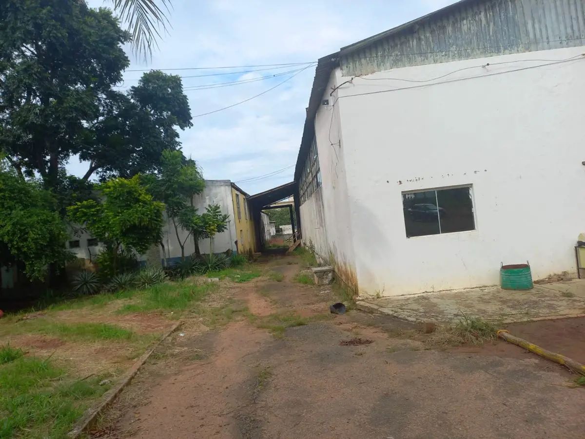 02 galpoes 1.500 construção, esquina , Daiago- distrito industrial de Aparecida ...