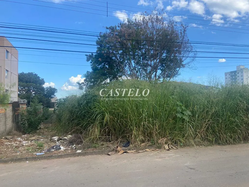 Lote à venda contendo 360 m². 29/03/23