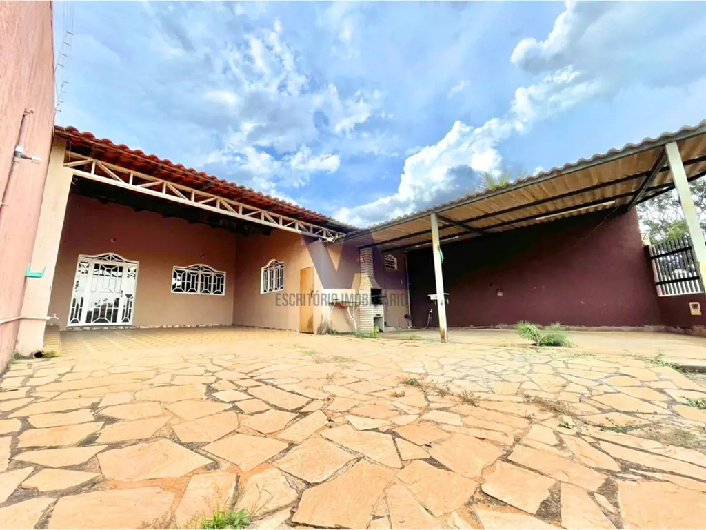 Casa no Condomínio Residencial Garden - Vicente Pires - Rua 05 Chac 115 (Em fren...