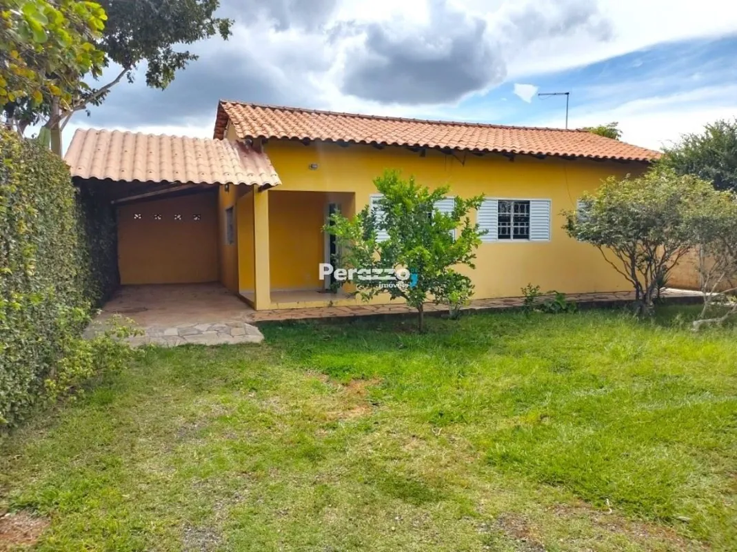 OPORTUNIDADE! Casa de 02 Quartos no Condomínio Mini Chácaras do Lago Sul por R$ ...