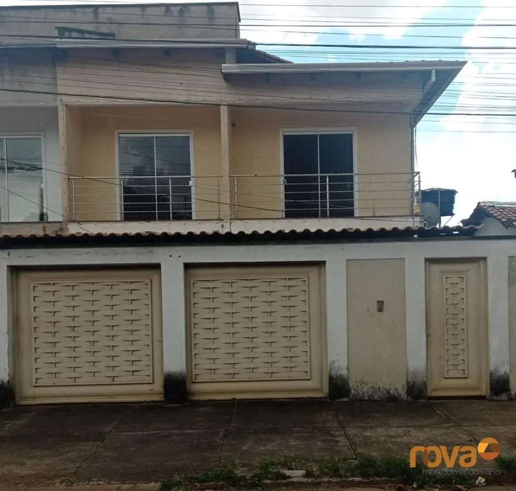 Sobrado a venda no Jardim Guanabara I, com 4 quartos sendo 1 suíte com sacada, o...
