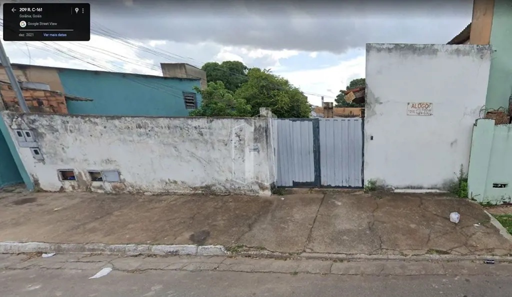 Lote com 03 barracões, todos alugados .Ideal para investidores!Próximo á bares, ...