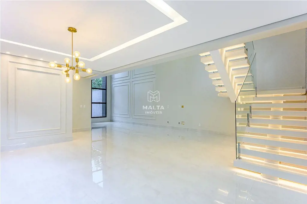 Do imóvel:Casa com projeto clássico e contemporâneo, recém construída e com apro...