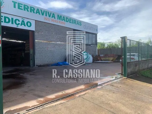R. CASSIANO IMÓVEIS VENDE EXCELENTE Galpão no Setor Econômico de Sobradinho, com...