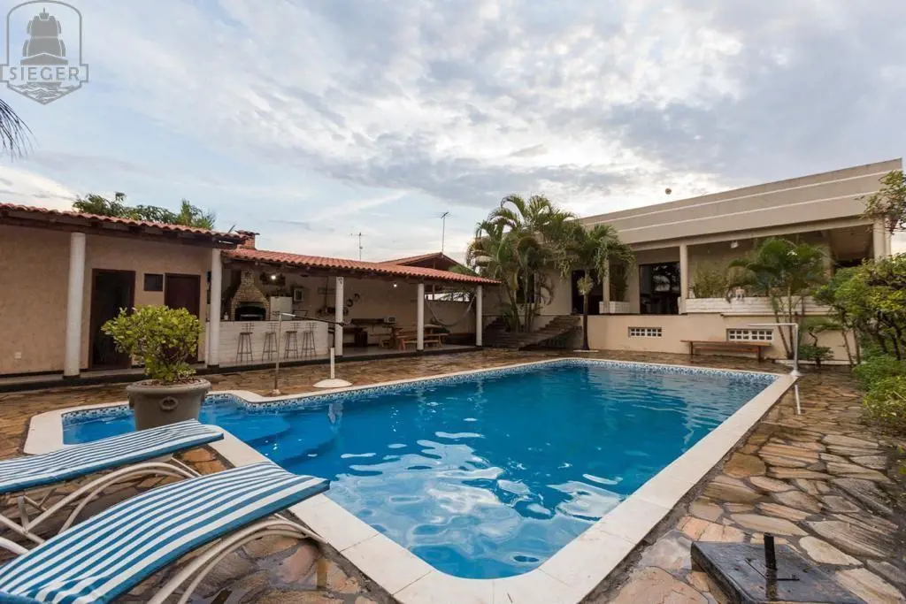 VENDO CASA, SETOR DE MANSÕES IAPI- GUARA II- DFCASA COM 2 PAVIMENTOS, com área c...