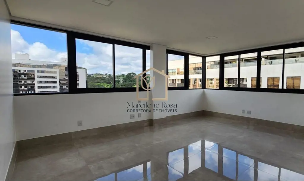 COBERTURA DUPLEX DE 382,50, 04 vagas de garagens.Residencial ILLUMINATO, localiz...