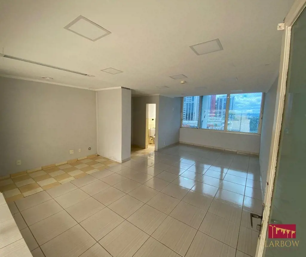 ID52Excelente loja situada em uma das torres do Shopping Conjunto Nacional.A loj...