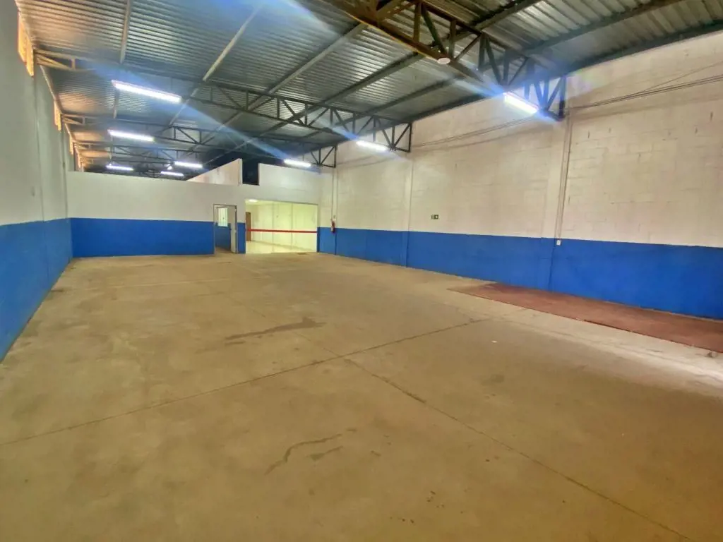 Galpão 300m² de área construída - Cidade do Automóvel, Próximo à Via EstruturalO...
