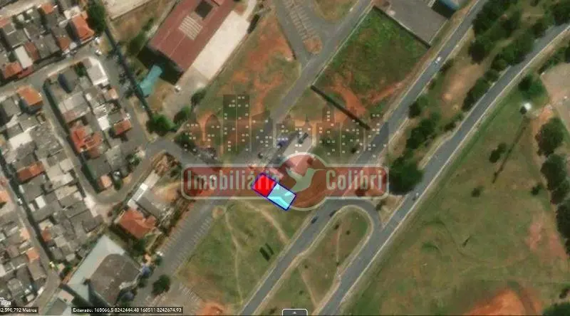 .Lote de 100m² com excelente localizaçao. Vazado com frente pra avenida principa...