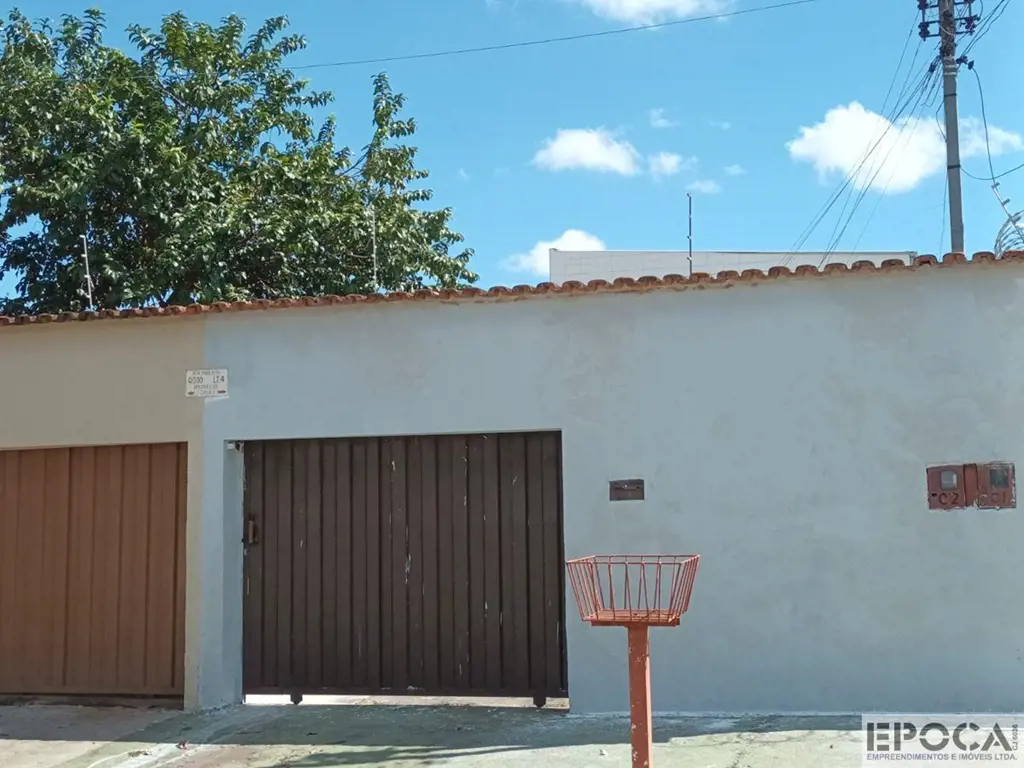 CASA RESIDENCIAL COM 02 QUARTOS , SALA , COZINHA , BANHEIRO SOCIAL, ÁREA DE SERV...