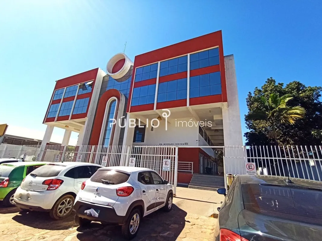 Apresentamos a você uma oportunidade única de locação de uma sala comercial que ...