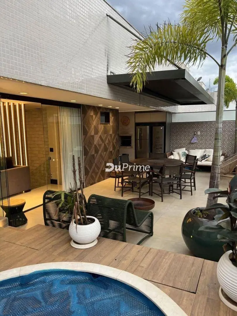 Duprime Imobiliária VENDEUm luxuoso apartamento duplex no Noroeste, condomínio c...