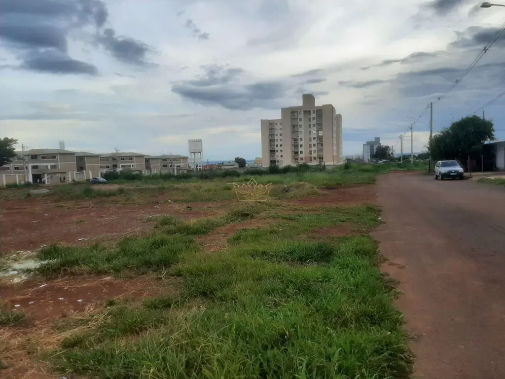 JCMAX VENDE - LOTE - VALPARAÍSO DESTAQUE: - Excelente lote plano de 4000m2 - Ter...