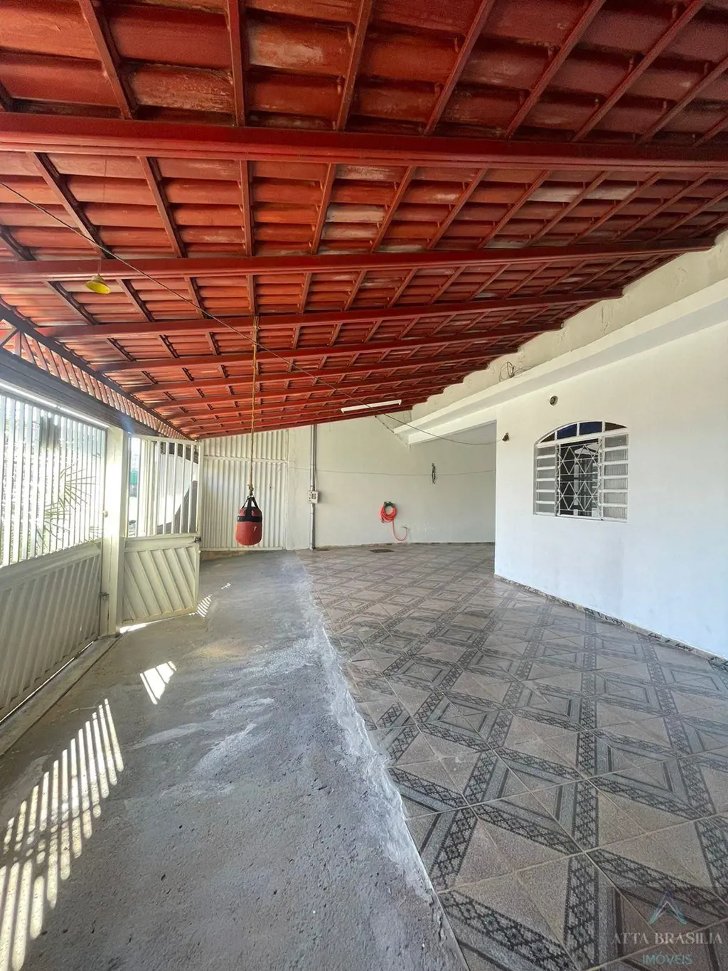 Casa para Aluguel - Recanto das Emas, 3 Quartos, 77 m2 - GRANDE OPORTUNIDADESobr...