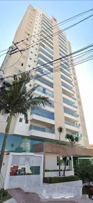 Excelente apartamento com 4 vagas de garagem, 4/4 , sendo duas suítes, e duas se...