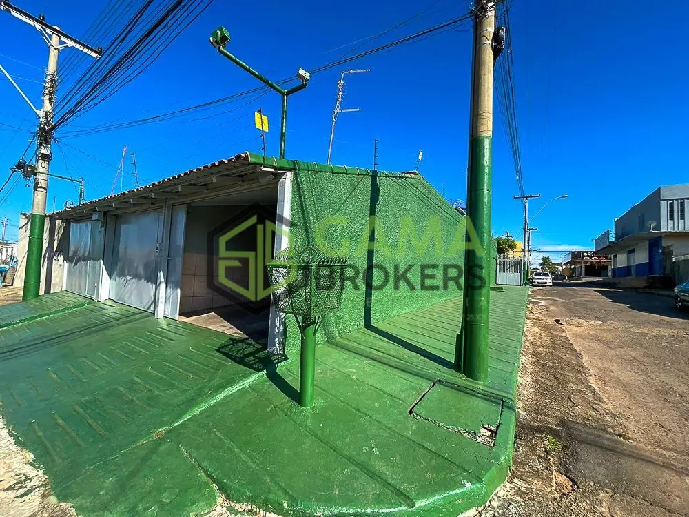 Vendo Excelente Casa de Esquina na Quadra 33, Setor Leste, Gama-DFExcelente loca...