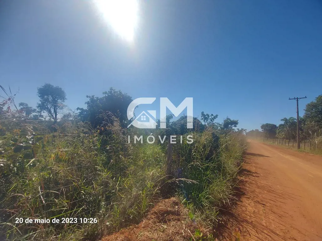 A GM Imóveis vende lote em condomínio de chácaras Estância Vila Rica, nas proxim...