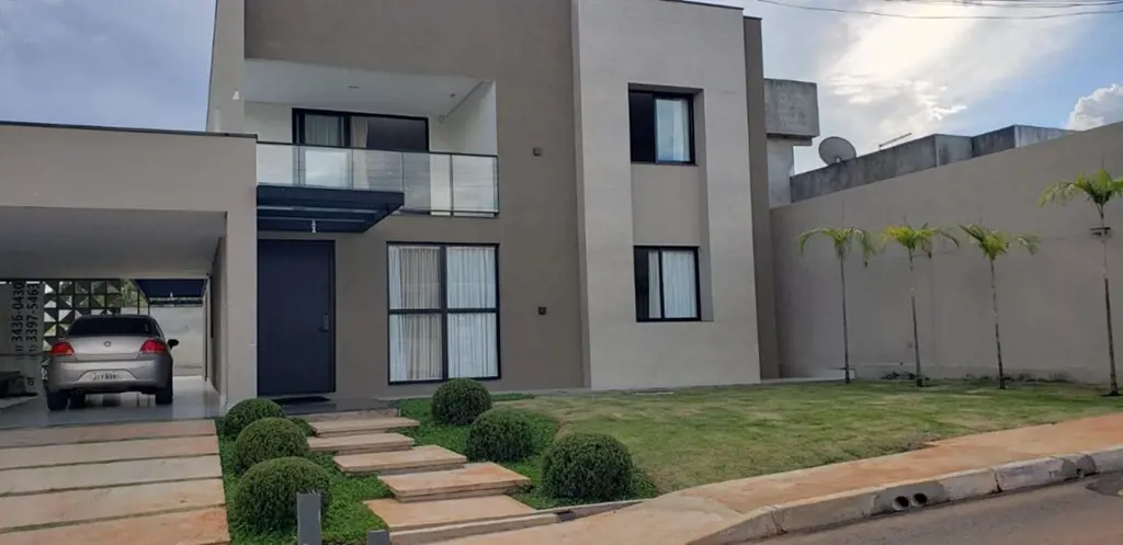 Excelente sobrado com 5 suítes e aproximadamente 450m2, moderno e de muito bom g...