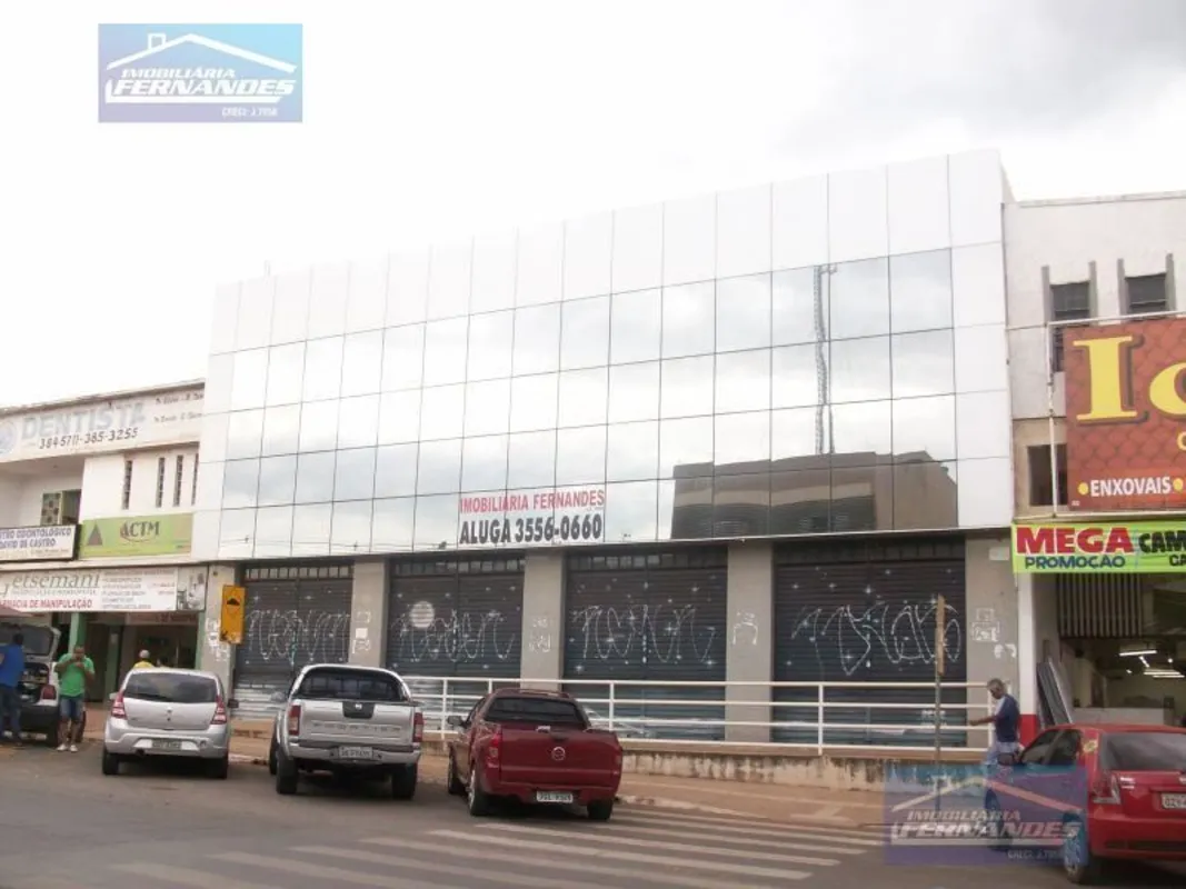 IMOBILIÁRIA FERNANDES aluga prédio (loja e sobreloja) com ótima estrutura, no qu...