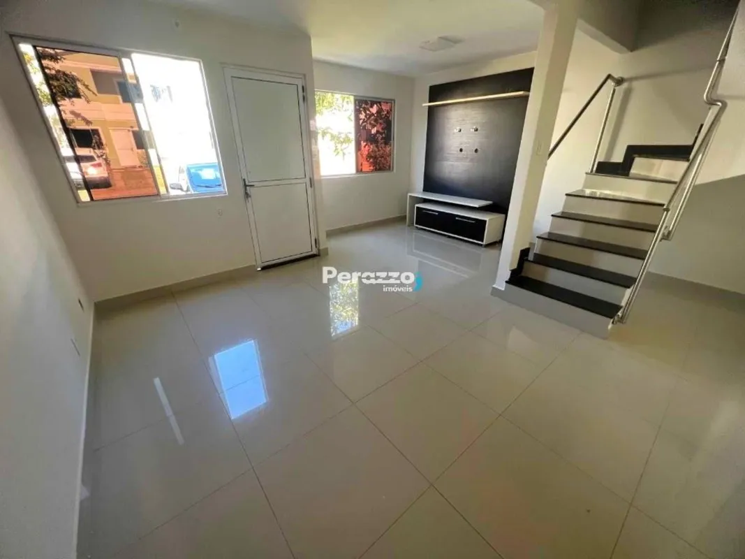 Linda Casa de 3 Quartos com 1 Suíte na QC 06 Localizada no Jardins Mangueiral po...