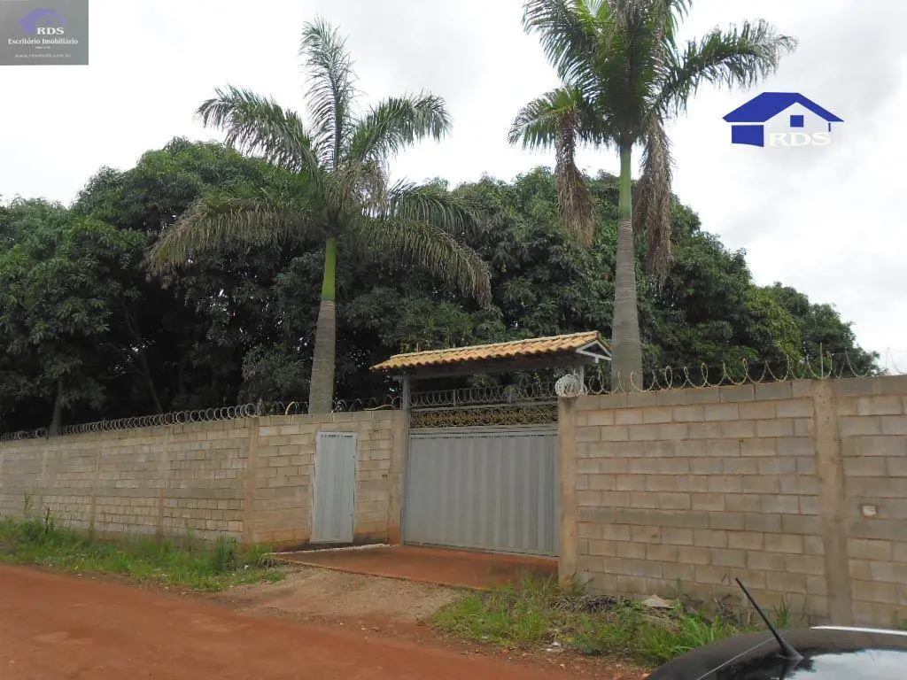 Excelente chácara de 20.000² toda murada escritura definitiva registrada no 5° o...