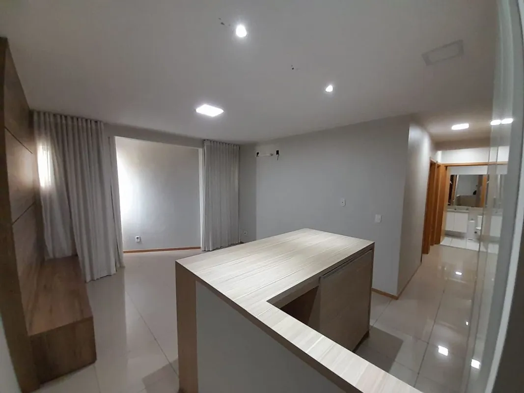 >Quais as caraterísticas principais desse imóvel? O imóvel possui 60m² muito bem...