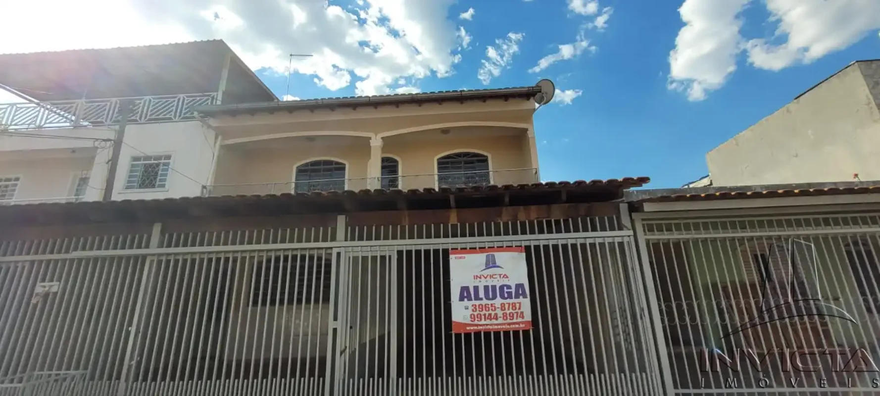 Casa Térrea na QS 04 Riacho Fundo 1São 02 Quartos, sendo 01 quarto na parte exte...