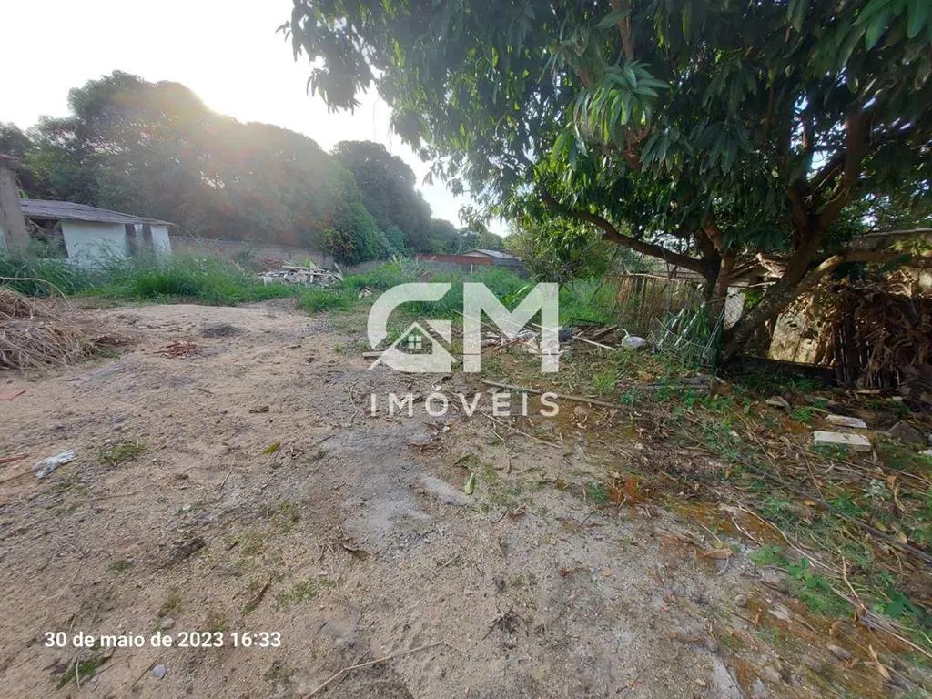 A GM Imóveis vende lote em condomínio fechado, Residencial Vitória, Região dos L...