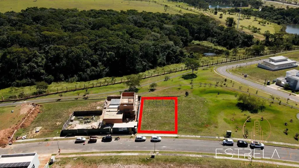 Imobiliária Estrela vende com exclusividade:Lote de 505m2 no Condomínio AlphaVil...