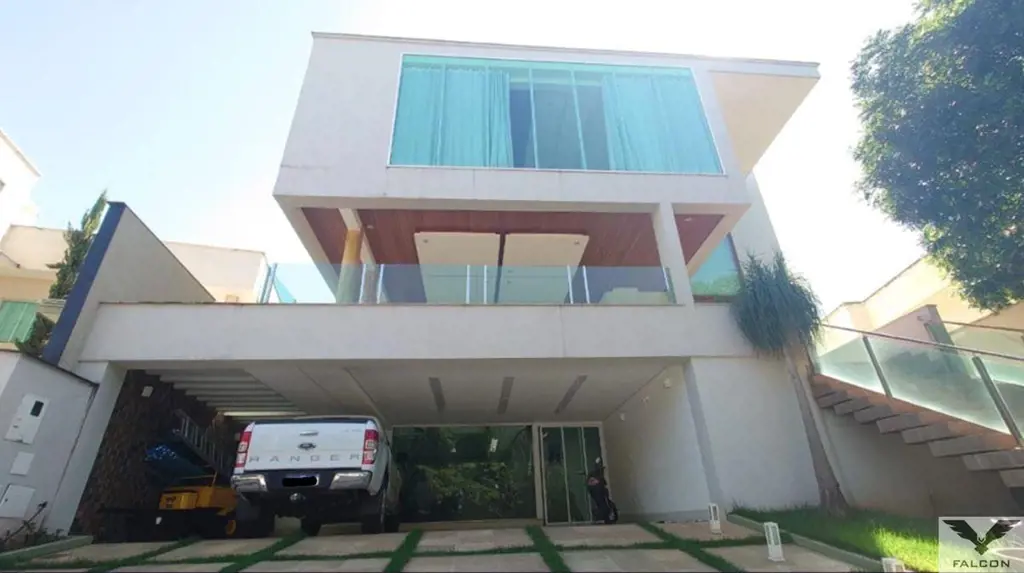 Imperdível Sobrado no Condomínio do Lago - Luxuoso e Espaçoso!Desfrute deste mag...