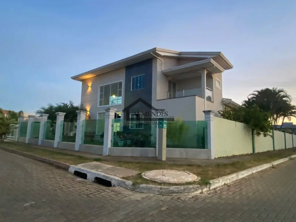 AJ MENDES IMOBILIÁRIA VENDE EXCELENTE SOBRADO COM LOTE NO ALTO DA BOA VISTA SOBR...
