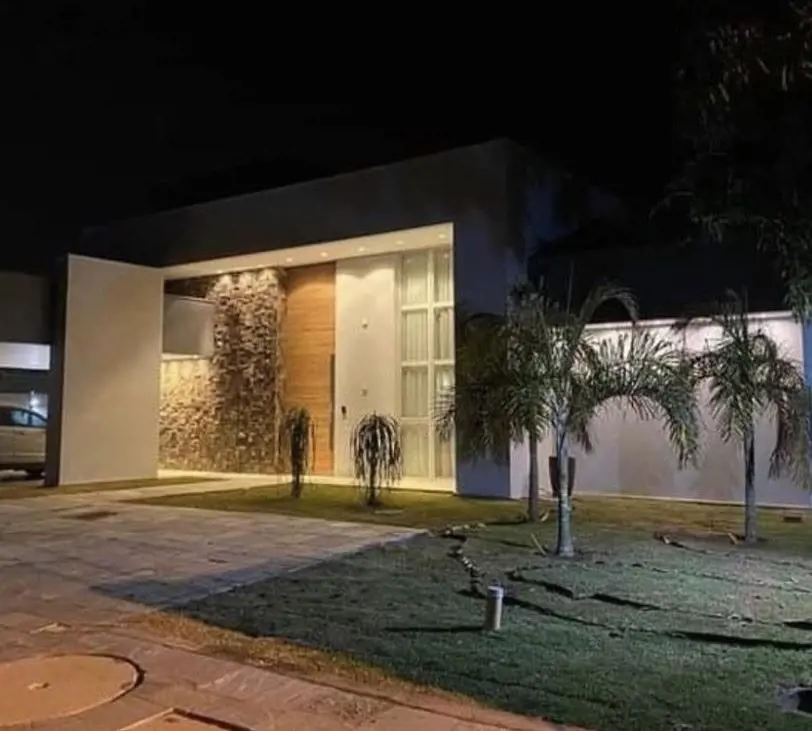 CONDOMÍNIO ITAPUÃJardim BotânicoLINDA CASA COM ARQUITETURACONTEPORANEAPlana com ...