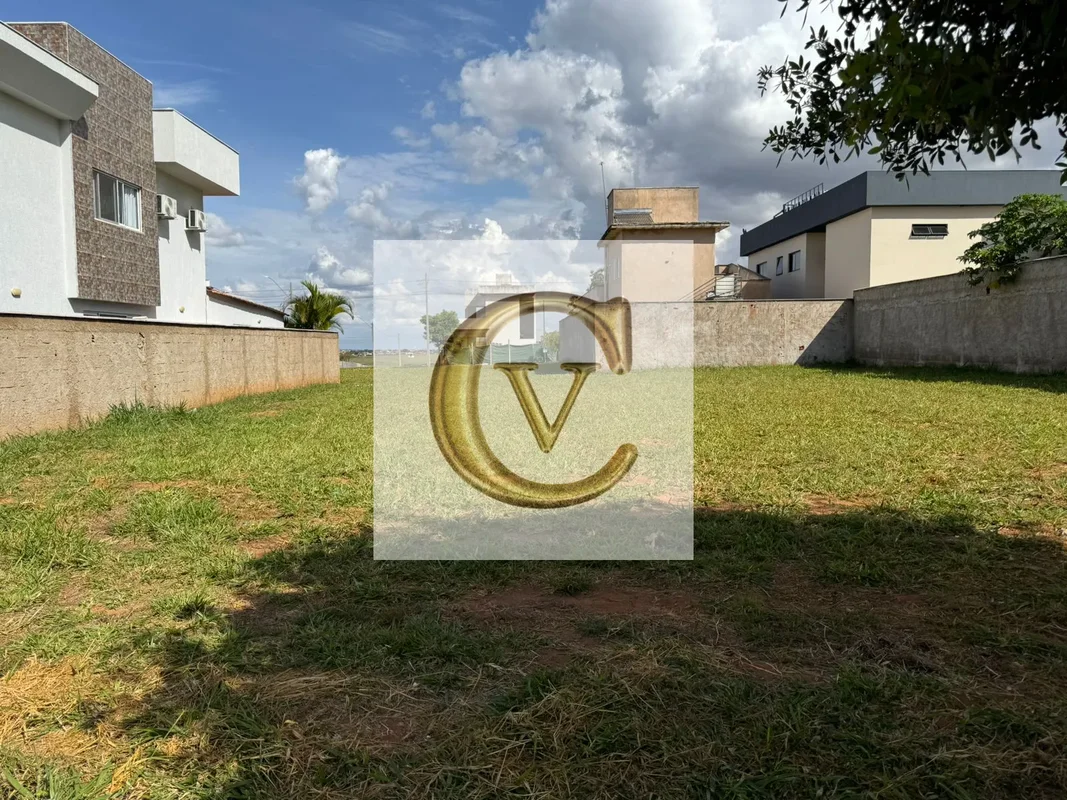 Lote nº 10 – Quadra 52 – Residencial Villa Suíça | 250 m²Excelente oportunidade ...