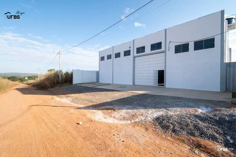 Galpão novo, primeira locação, com 500m2 com escritório de 24m2, copa, banheiros...